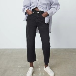 ZARA - Straight Leg Jeans